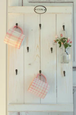 Landhaus Tassenregal Cups CARLOTTA, Tassenhalter Handgefertigt Shabby Chic