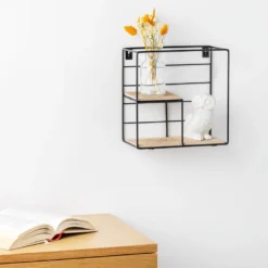 Navaris Metallregal Zum Aufhängen 22x22x11cm - Wandregal Quadratisch Hängend Klein - Zwei Etagen Regal - Wanddeko Aus Metall Holz - Schwarz Natur